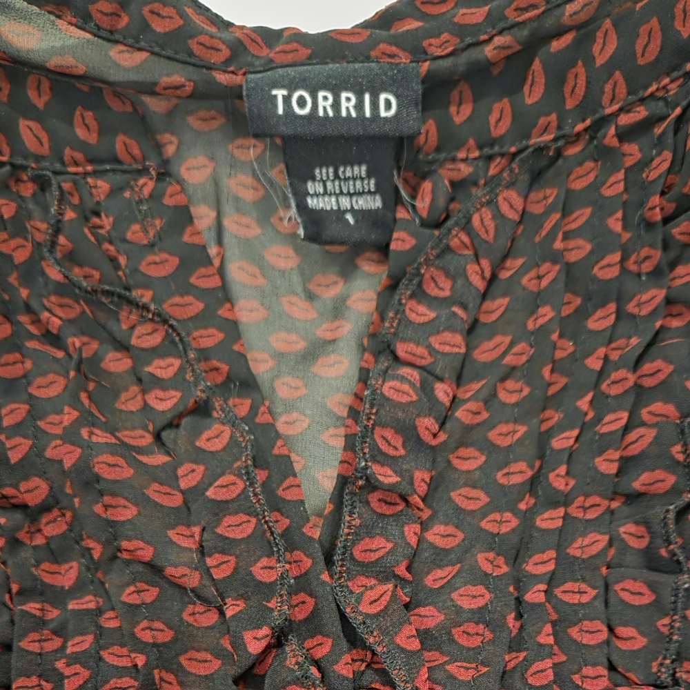 Torrid Burgundy & Black Printed Ruffle Blouse - Picture 4 of 4